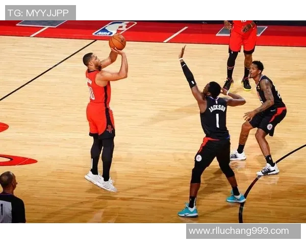 火箭老板表态，力挺球队重返巅峰时间表